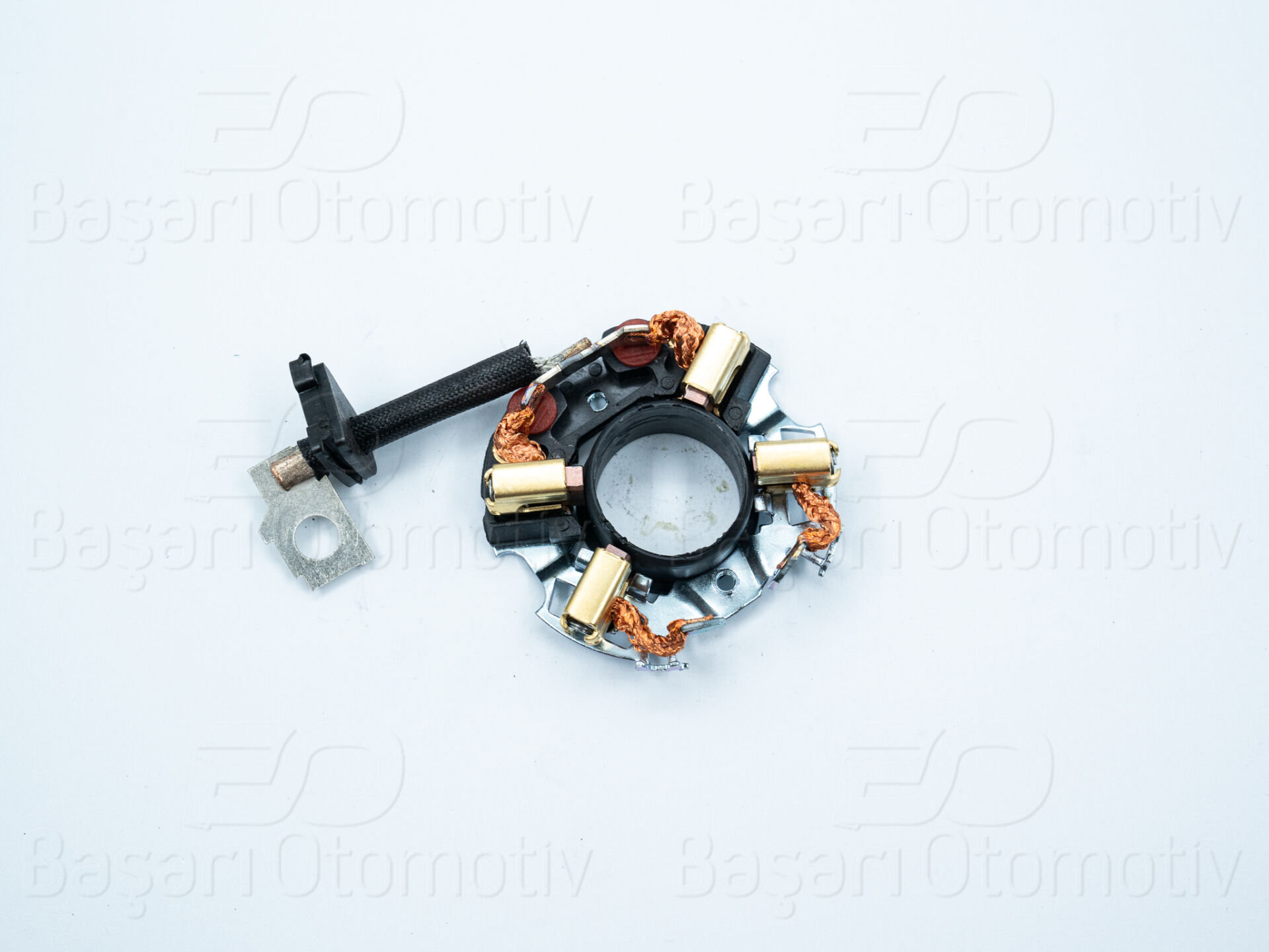 Volkswagen Passat B5 1996-2005 ve Skoda Superb 1 2001-2008 Uyumlu Marş Kömür Yuvası
