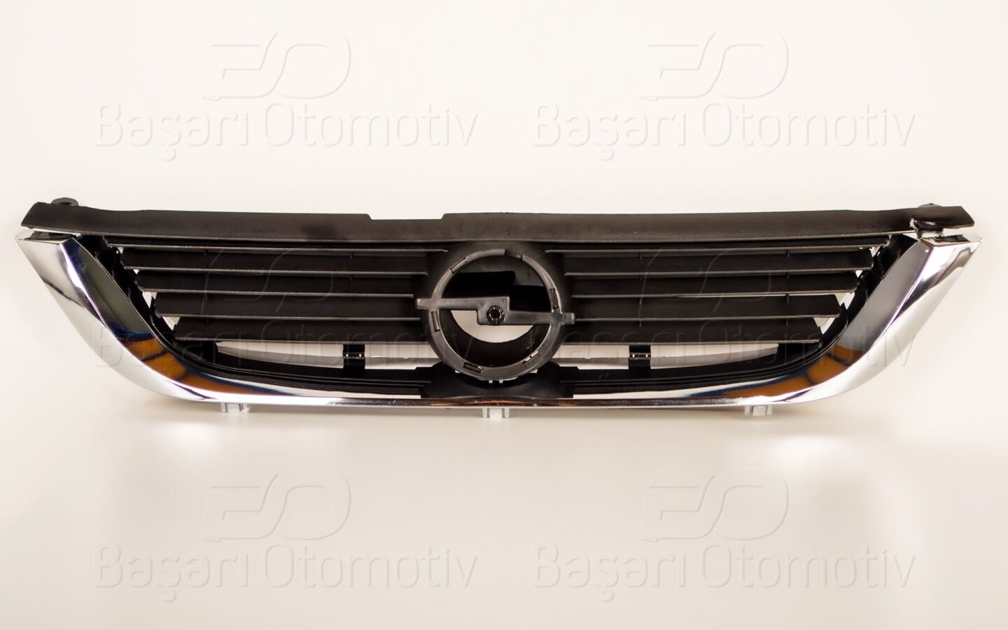 Opel Vectra B 1996 Ön Panjur Nikelajlı