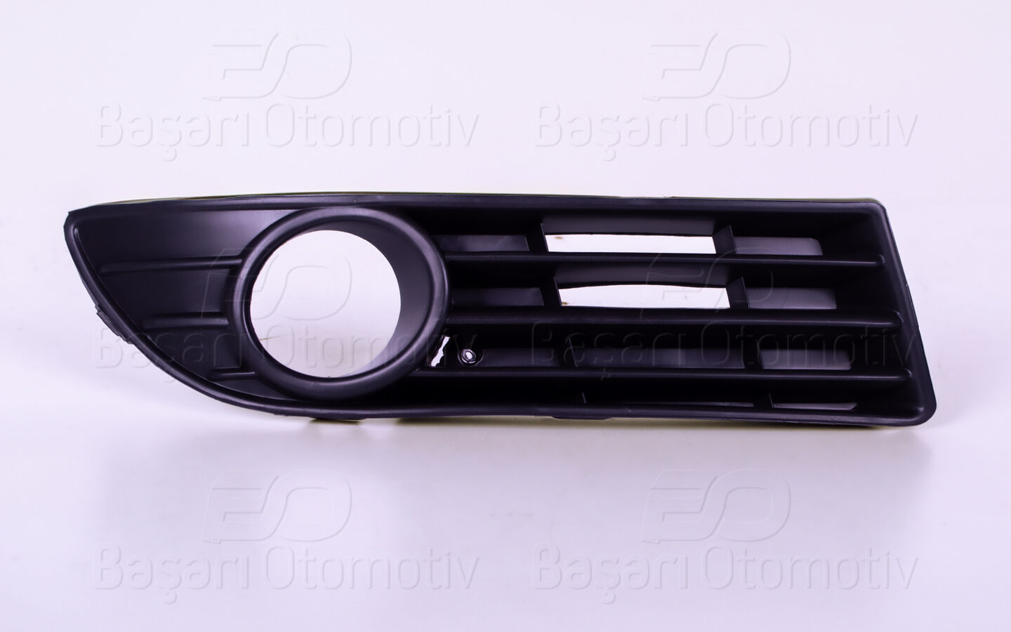 Volkswagen Polo 2005-2009 Sağ Sisli Tampon Izgarası