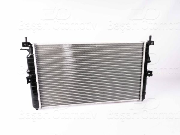 Opel Vectra B 1995-2002 Radyatör 358x608x26 mm