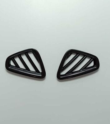 Hyundai Kona Ön Menfez Kaplama 2 Parça Piano Black