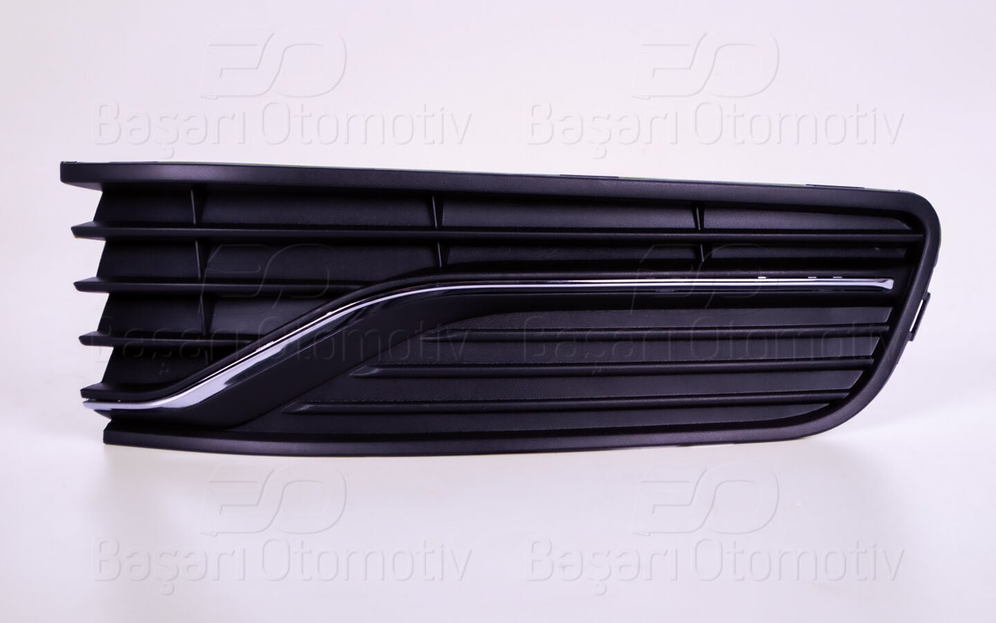 Volkswagen Polo 2014-2018 Tampon Izgarası Sağ Sissiz Nikelajlı