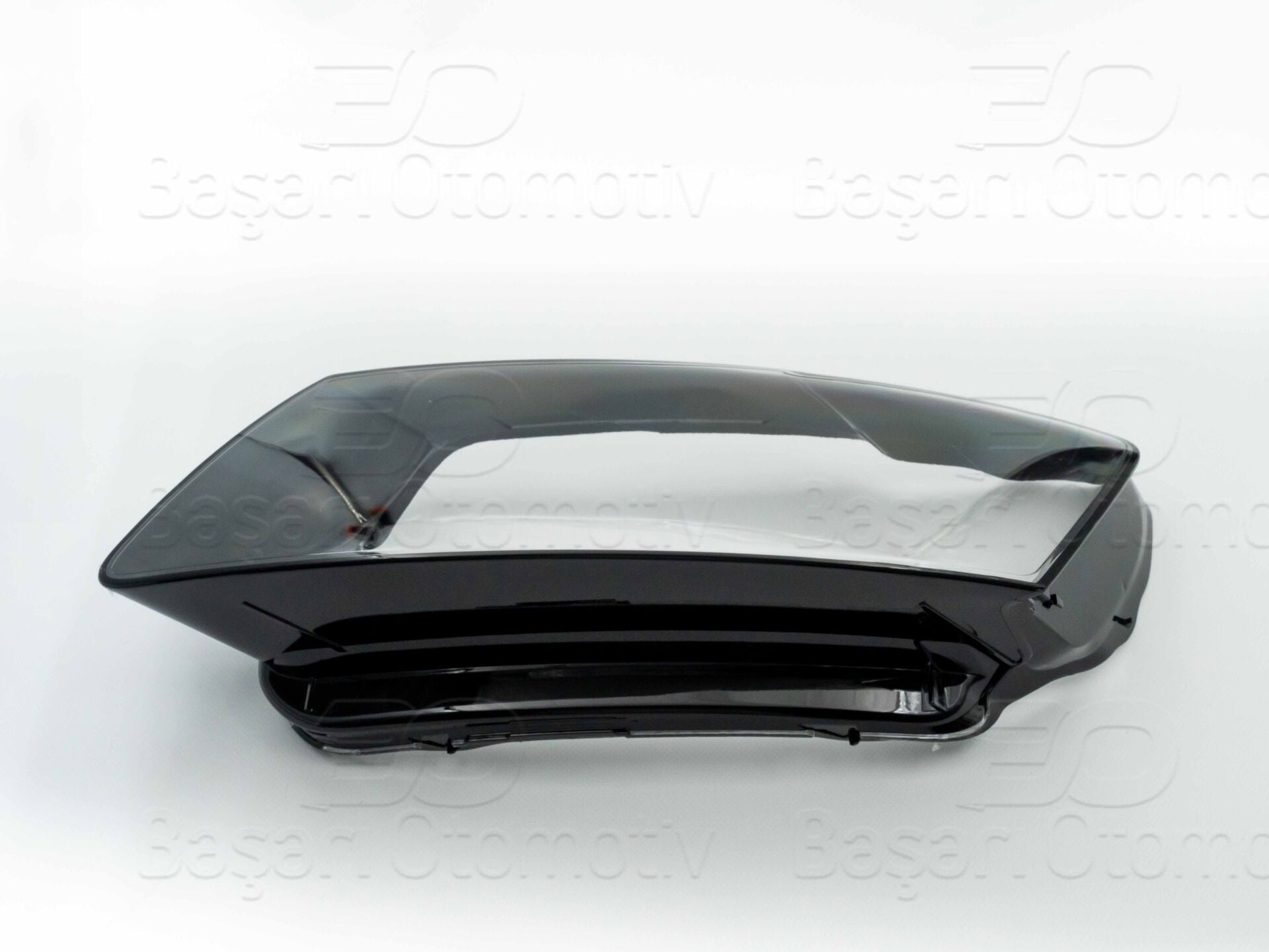 Audi Q5 2013 Sonrası Far Camı Sol